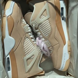 Jordan 4 Retro Shimmer